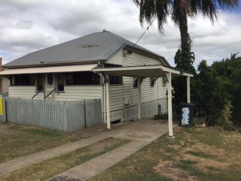 147 Part Street, Berserker QLD 4701